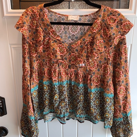 Altar’d State Boho Ruffled Top Size Large - Picture 2 of 7